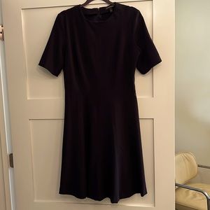 Banana Republic Navy Short sleeved Fit and Flare Seamed Dress. Size 8 Tall